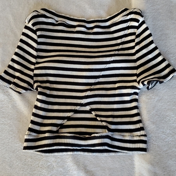Minkpink Cropped Tee Striped Size Small - Picture 2 of 2